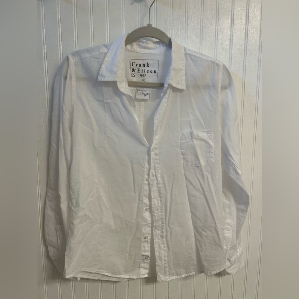 Frank & Eileen White Barry Button Down Soft Casual Shirt
